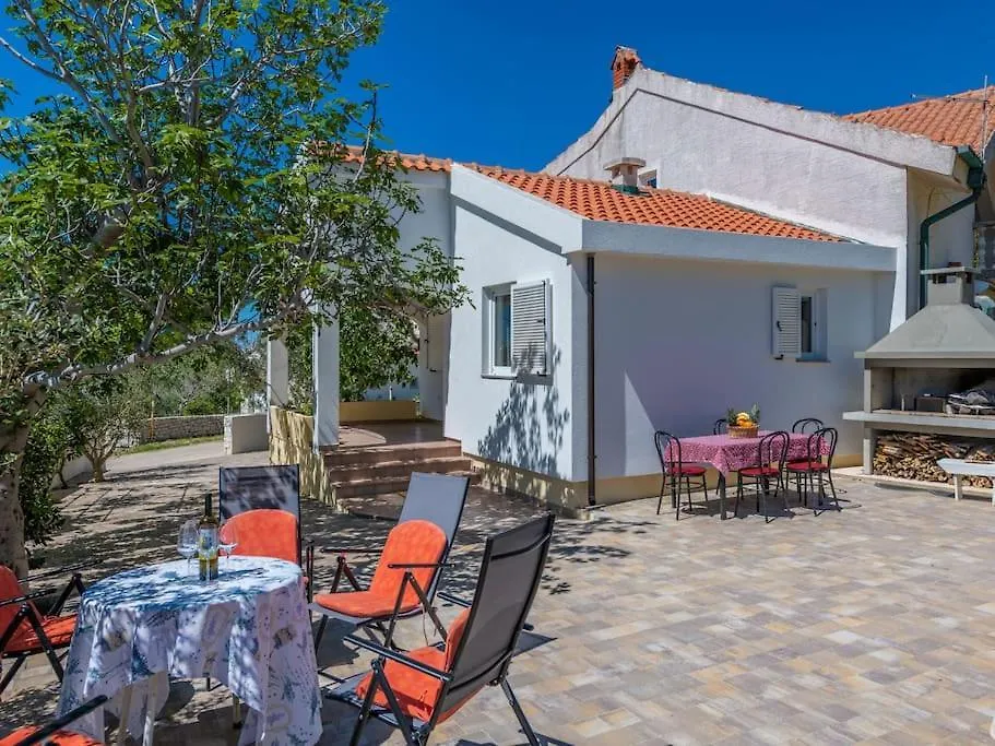 Charming Holiday Home Little House Povljana