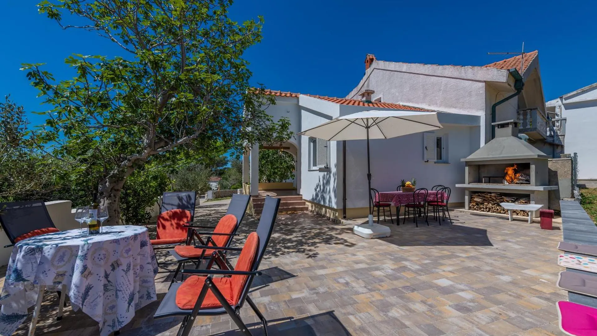 Charming Holiday Home Little House Povljana