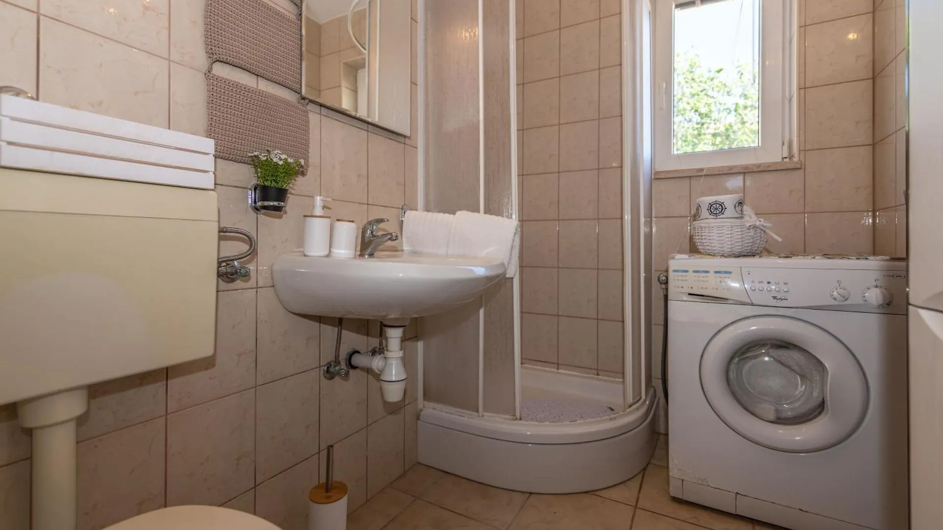 Charming Holiday Home Little House Povljana 0*,  Croatia