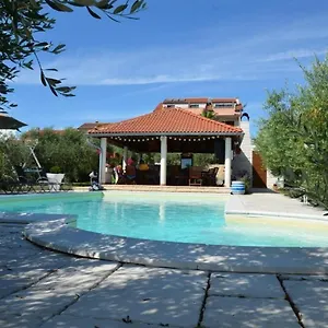 Family Friendly Apartments With A Swimming Pool Povljana, Pag - 244 Apartament